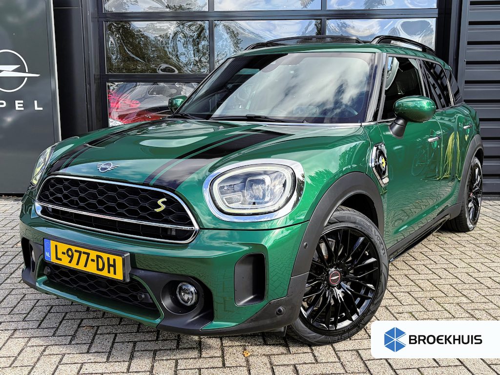 MINI Countryman 1.5 Cooper S E ALL4 220 PK Chili JCW | TREKHAAK AFNB.| ELEK. SCHUIF-/KANTELDAK| JOHN COOPER WORKS| LEDER MET STOELVERWARMING| HEAD-UP DISPLAY| ADAPTIEVE CRUISE CONTROL| ELEK. KOFFERKLEP| KEYLESS ENTRY & START| FULL LED| SFEERVERLICHTING| APPLE CARPLAY/ANDROID AUTO| NAVIGATIE| CAMERA + PARKEERSENSOREN|
