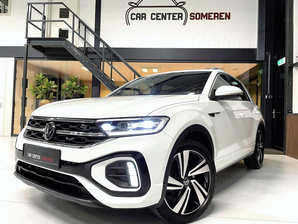 Volkswagen T-Roc 1.5 TSI R-Line/ Camera/ Massage/ IQ LED/ 18''LMV/ CarPlay