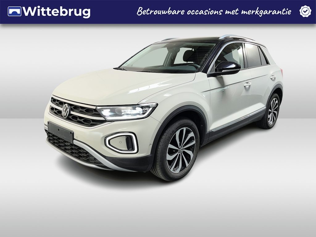 Volkswagen T-Roc 1.0 TSI Style / PARK. SENSOREN/ IQ. LIGHT/ BLACK STYLE/ LANE ASSIST/ DIGITAL DASHBOARD/ STOELVERWARM./ ADAPT. CRUISE/ APP CONNECT/ CLIMA/ DAB