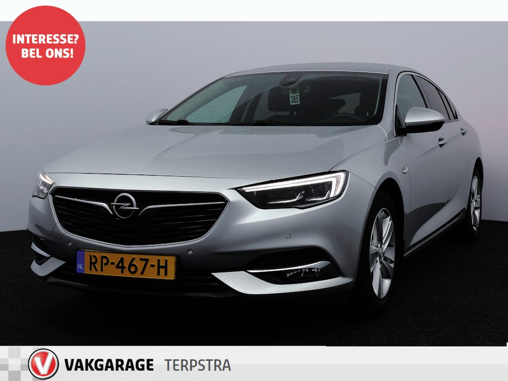 Opel Insignia Grand Sport 1.5 Turbo Innovation/ Trekhaak/ LED Koplampen/ 17'' LMV/ Keyless/ 165pk!/ Leder/ Camera/ Apple + Android/ DAB+/ Stoelverw./ Lane-Assist./ Navi/ Cruise/ Grootlicht Assist./ Extra getint glas/ Multi. LEDER. Stuur.