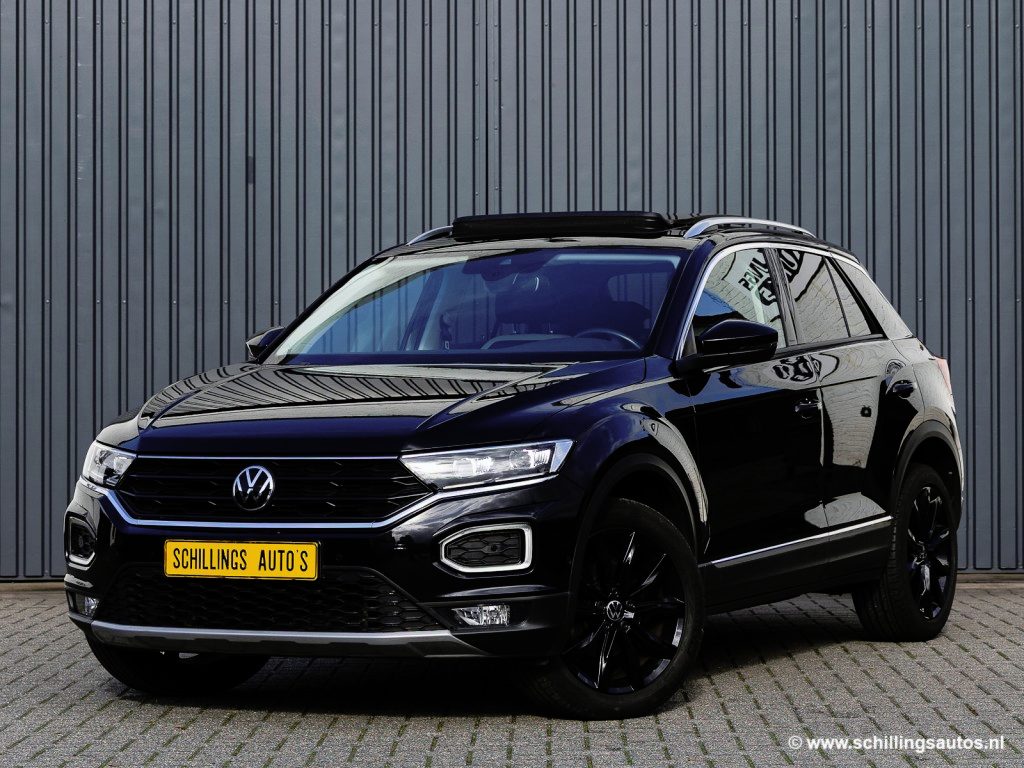 Volkswagen T-Roc 1.5 TSI STYLE Design-pak Automaat DSG Panoramadak Apple Carplay