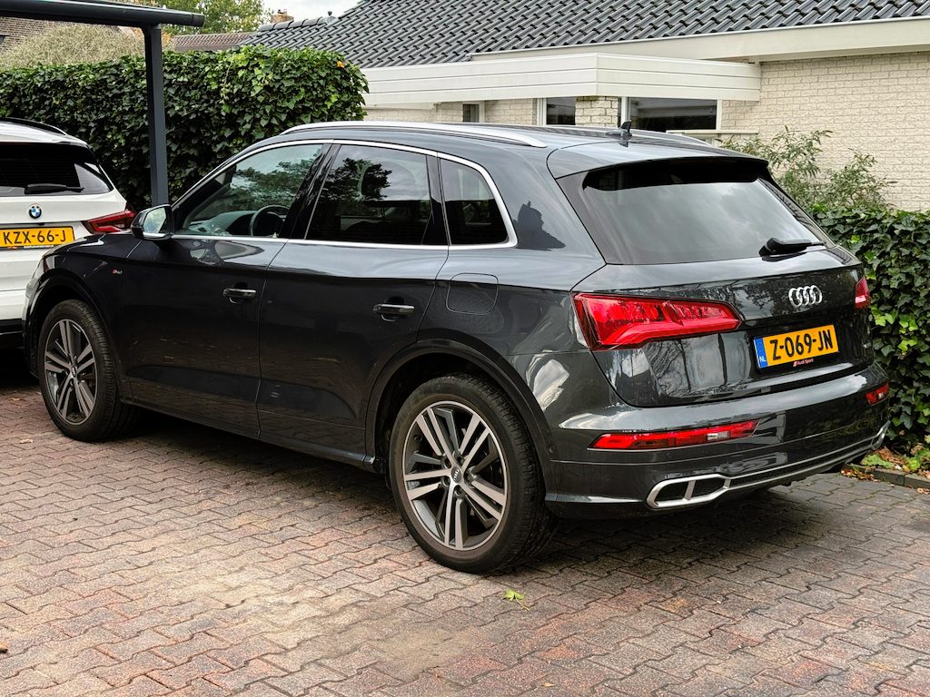 Audi Q5 55 TFSI e Quattro Competition, Leer/B&O/ACC/Luchtvering/Trekhaak/Etc.