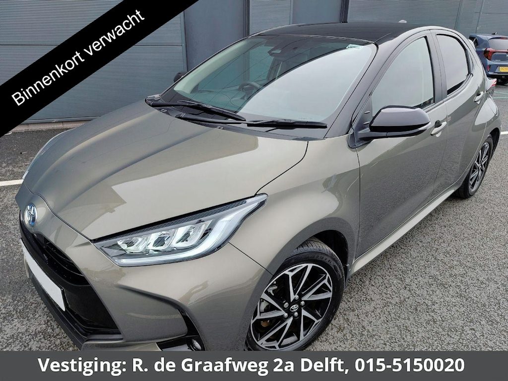Toyota Yaris 1.5 Hybrid Dynamic Bi-Tone | Apple Carplay & AndroidAUTO | Lichtmetalen velgen | Privacy Glass |