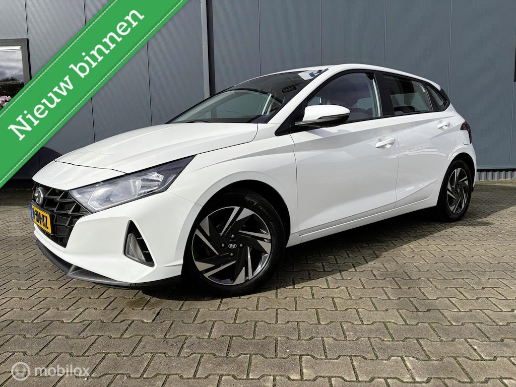 Hyundai i20 1.2 MPI Comfort Smart Navi Pdc Cruise Camera CarPlay