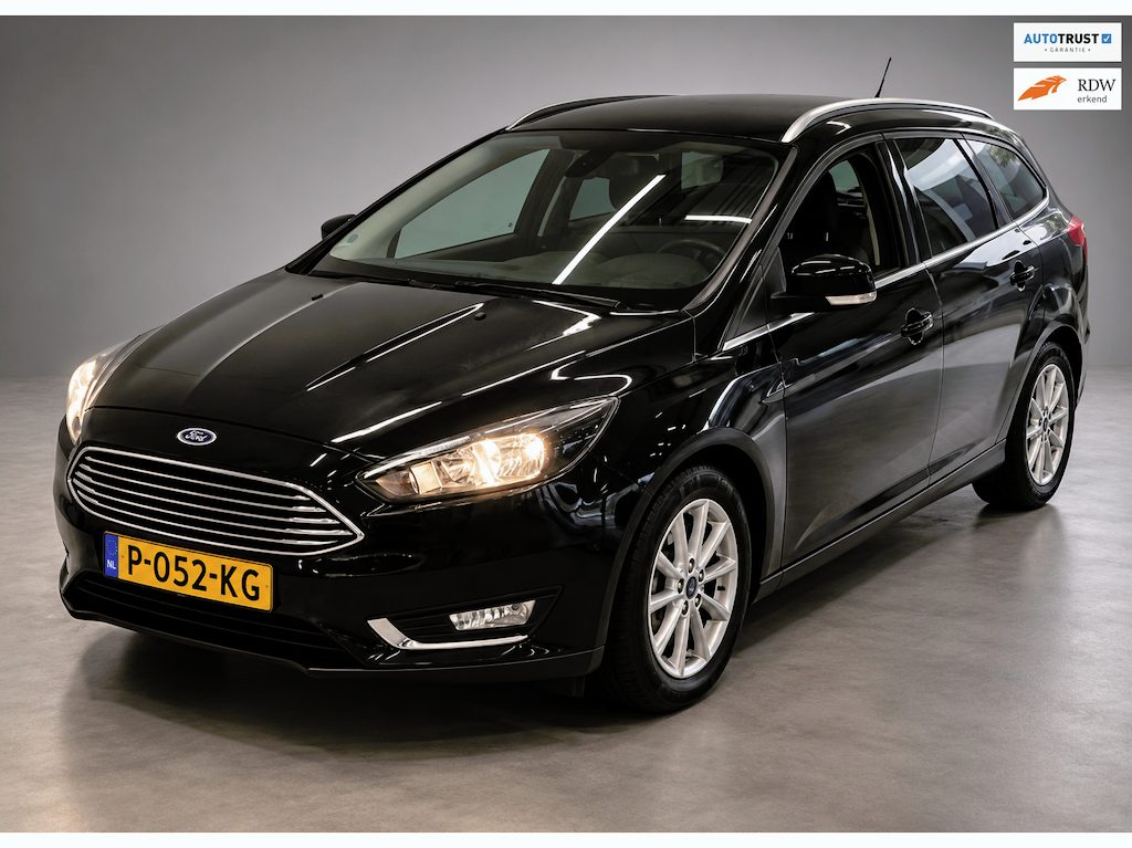 Ford Focus Wagon 1.0 Titanium | Trekhaak | Stuur-stoel verwarming | Ford onderhouden!