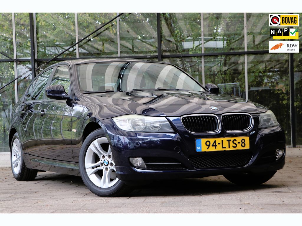 BMW 3-Serie 318i Business Line / Nieuwe Banden + Remmen / All-in prijs!