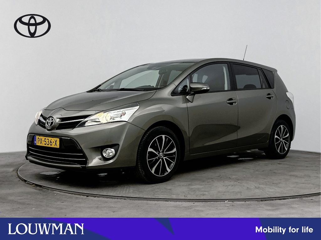 Toyota Verso 1.8 VVT-i SkyView Edition | Panoramadak | Trekhaak - 1300KG trekgewicht | Stoelverwarming | Climate Control | Cruise Control | Navigatie | Achteruitrijcamera | DAB |  Elektrisch verstel/inklapbare buitenspiegels |