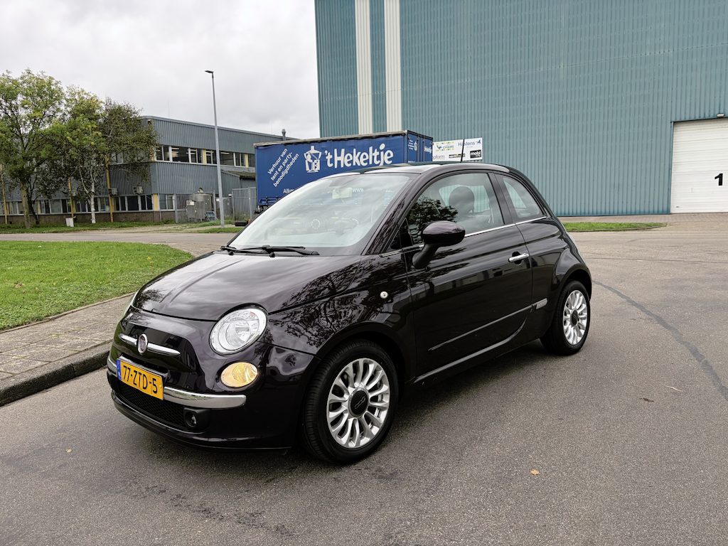 Fiat 500 0.9i TwinAir Lounge 86 PK. Mooie en zuinige auto !!! Zeer goed onderhouden !! Alle keuringen toegestaan !