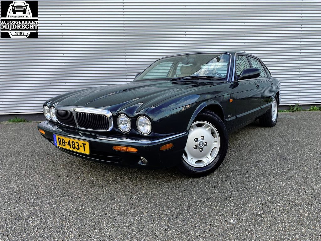 Jaguar XJ 4.0 V8 / Youngtimer / Zeer Nette auto / Automaat / Lederen bekleding / Airco / elek ramen /