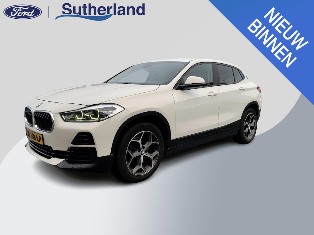 BMW X2 sDrive18i High Executive | Trekhaak | Stoelverwarming | Carplay | Harman Kardon | Climate Control |