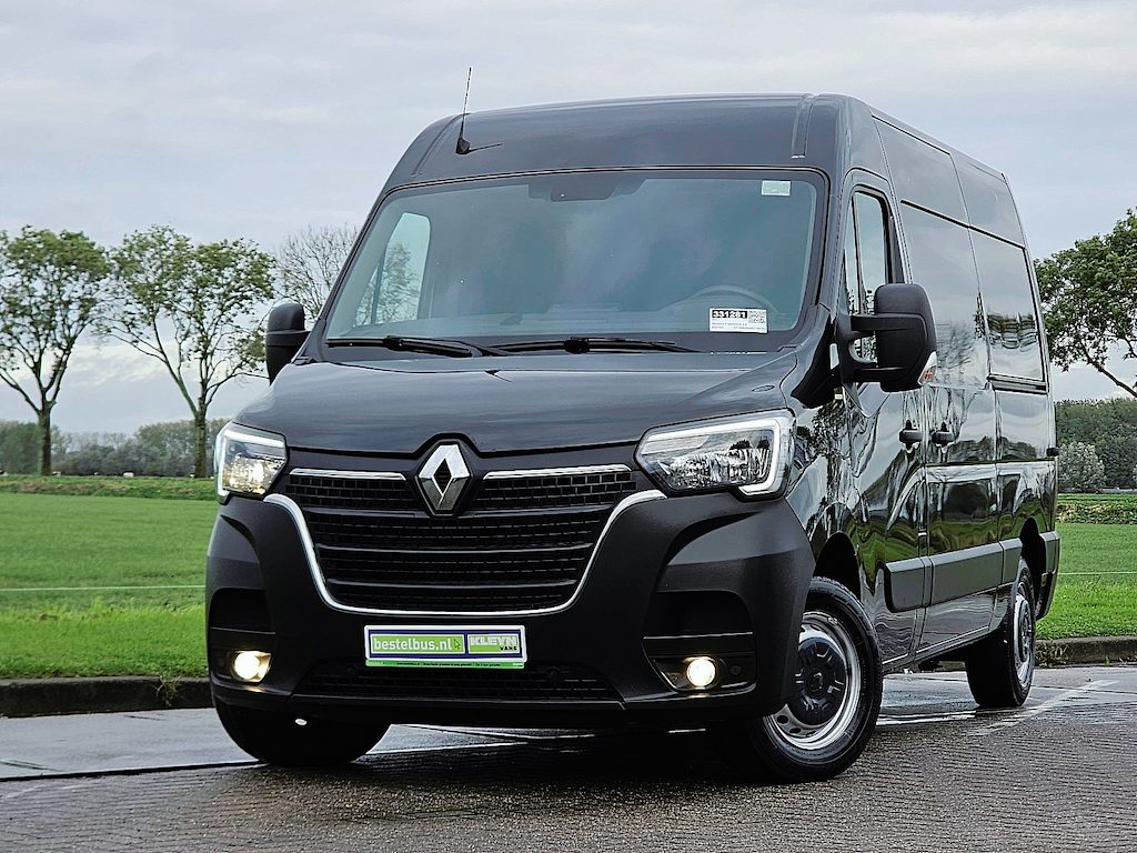 Renault Master 2.3 L2H2 2xZijdeur NAP 150Pk Euro6 1e Eigenaar Trekhaak 3-Zits Navi!