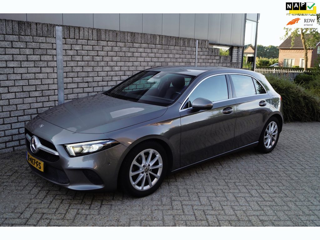 Mercedes-Benz A-klasse 180 Advantage Autom Half Leder Sportst Stoelverw Navi Camera Clima Apple Carplay Cruis 2x PDC LMV ENZ