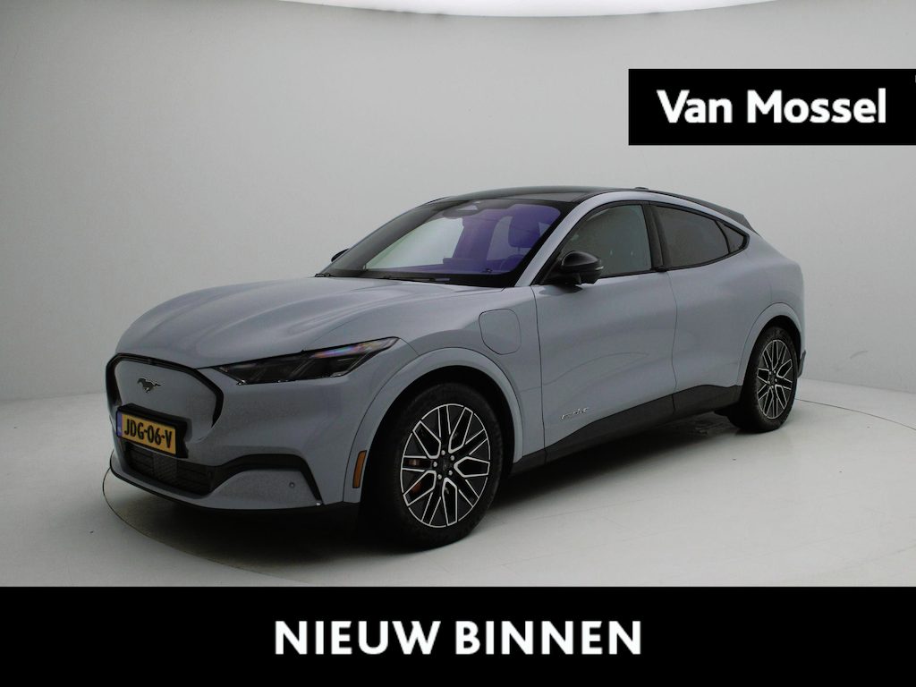 Ford Mustang Mach-E Extended Premium RWD 88 kWh | Apple Carplay/Android Auto | Winterpakket |  Achteruitrijcamera | Cruise Control | Lichtmetalen Velgen |