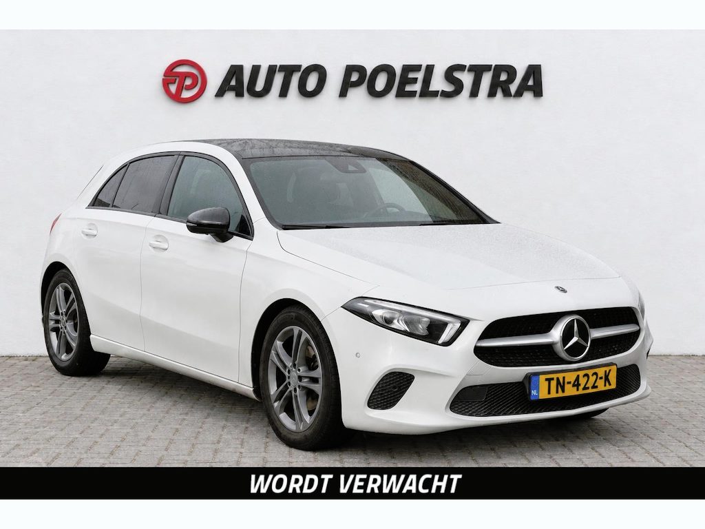 Mercedes-Benz A-klasse 200 Launch Night Edition | Panoramadak | Camera | LED | Widescreen | Stoelverwarming | Apple Carplay/Android Auto | Dealeronderhouden