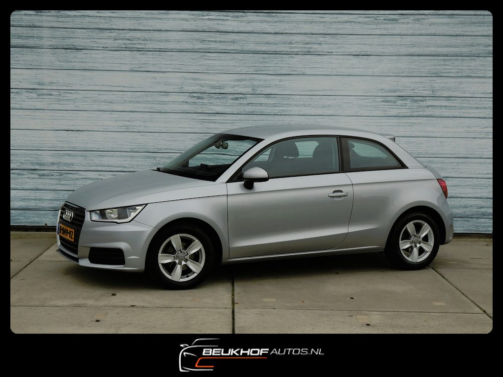 Audi A1 1.0 TFSI 2018 Trekhaak Nav Parkeersensoren Bluetooth