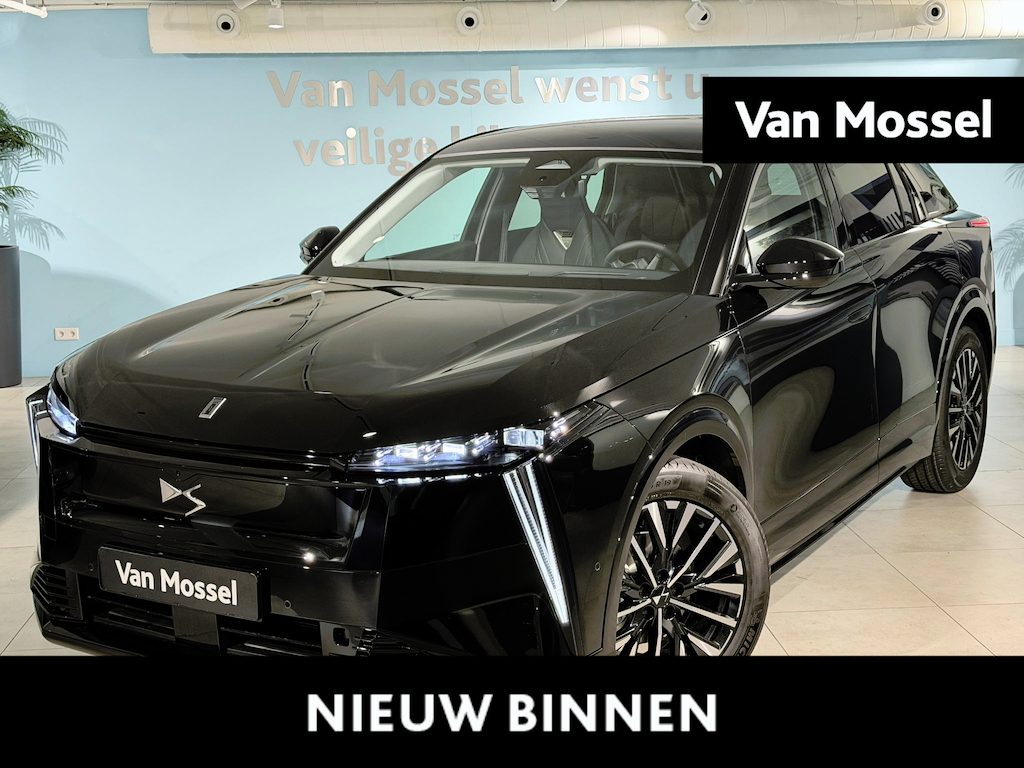 DS 7 No 1.2 Hybrid Pallas | Tech pack | Comfort pack | Elektrische stoelen | Panorama dak | Headup Display | SNEL LEVERBAAR UIT VOORRAAD!