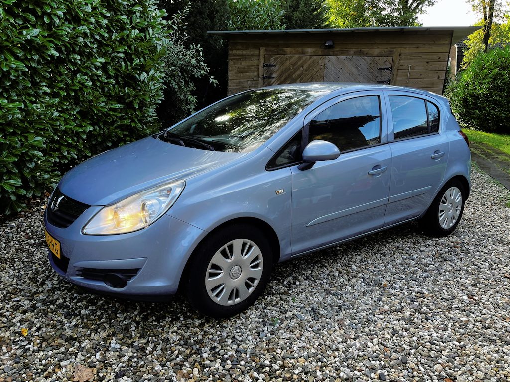 Opel Corsa VOLAUTOMAAT !! RIJKAAR/APK/HISTORY/BEURT/NAP/AIRCO/5drs//DIREKT MEE