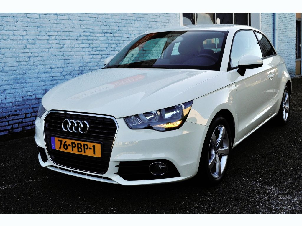 Audi A1 1.2 TFSI Attr. PL.B. Nav Lmv Mlv