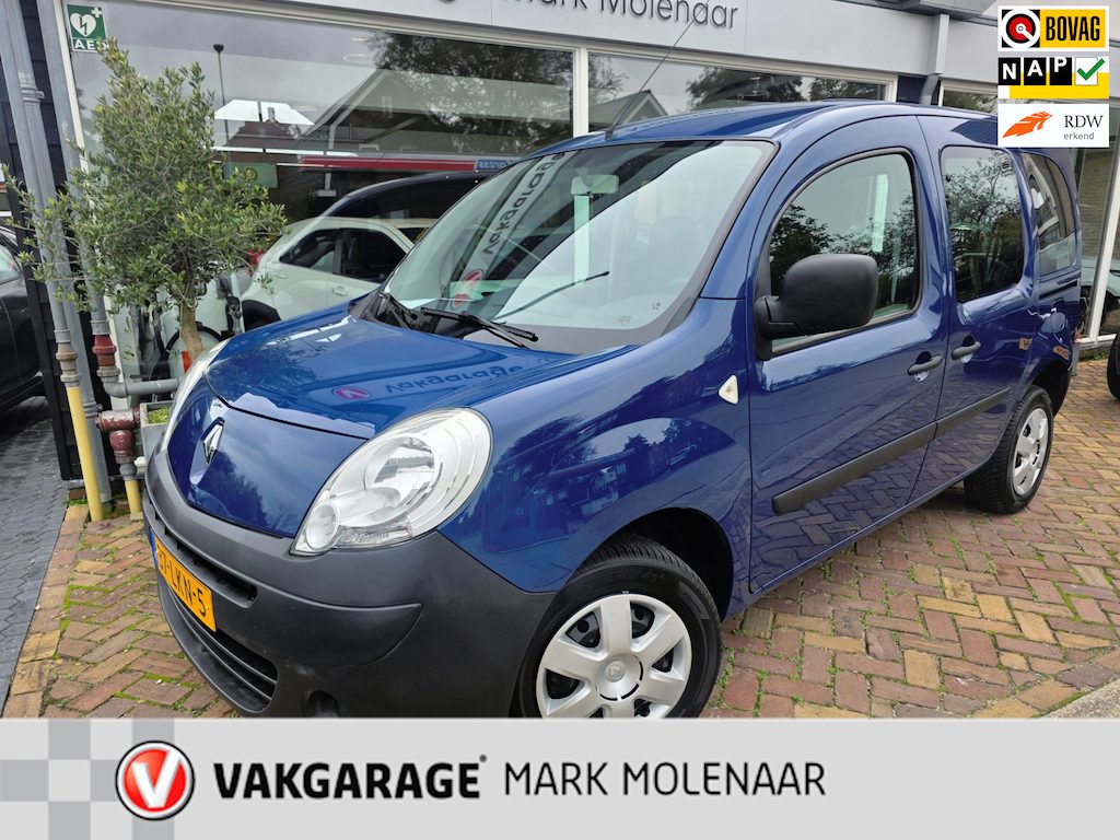 Renault Kangoo Family 1.6 Authentique,trekhaak,goed bijgehouden auto,zeer veel ruimte