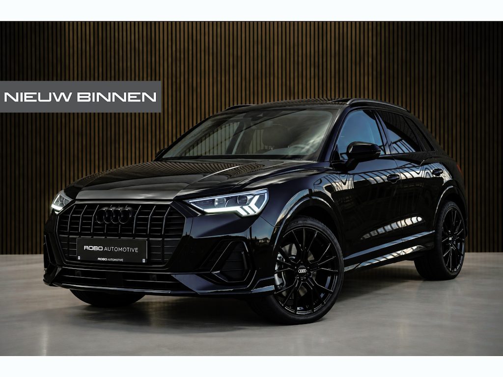 Audi Q3 35 TFSI S Line Pro Line S S-Line | Panoramadak | Stoelverwarming | Camera | Cruise Control | Dodehoekdetectie | Matrix LED | Trekhaak | Navigatie | Parkeersensoren | Climate Control | Black Pack |