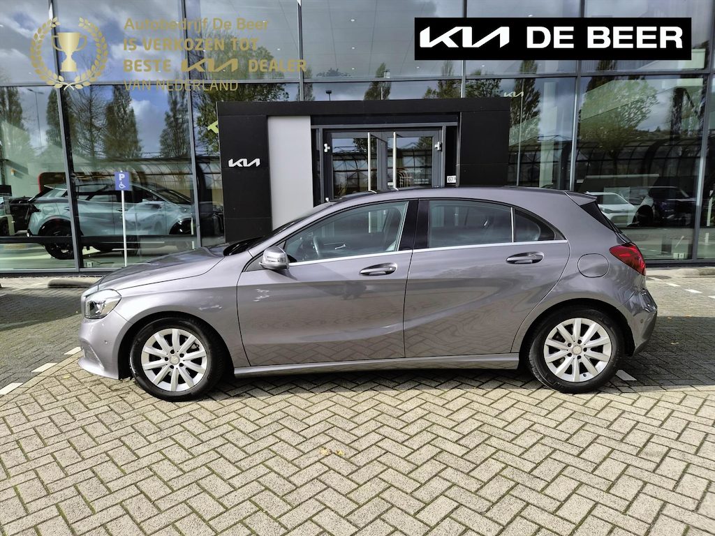Mercedes-Benz A-klasse A180 122pk 7G-DCT Automaat Editon Ambition Navi/ Clima/ Cruise/ LM