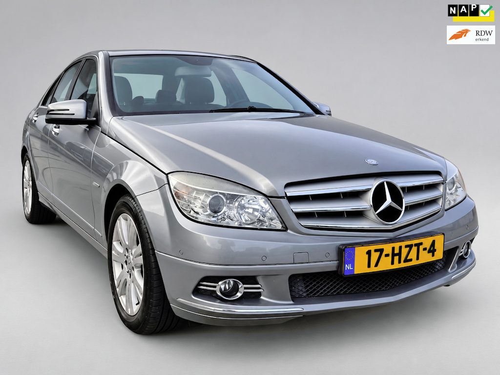 Mercedes-Benz C-klasse 180 K BlueEFFICIENCY Business Edition Avantgarde - Clima - Navi - PDC - Trekhaak - RIjklaar