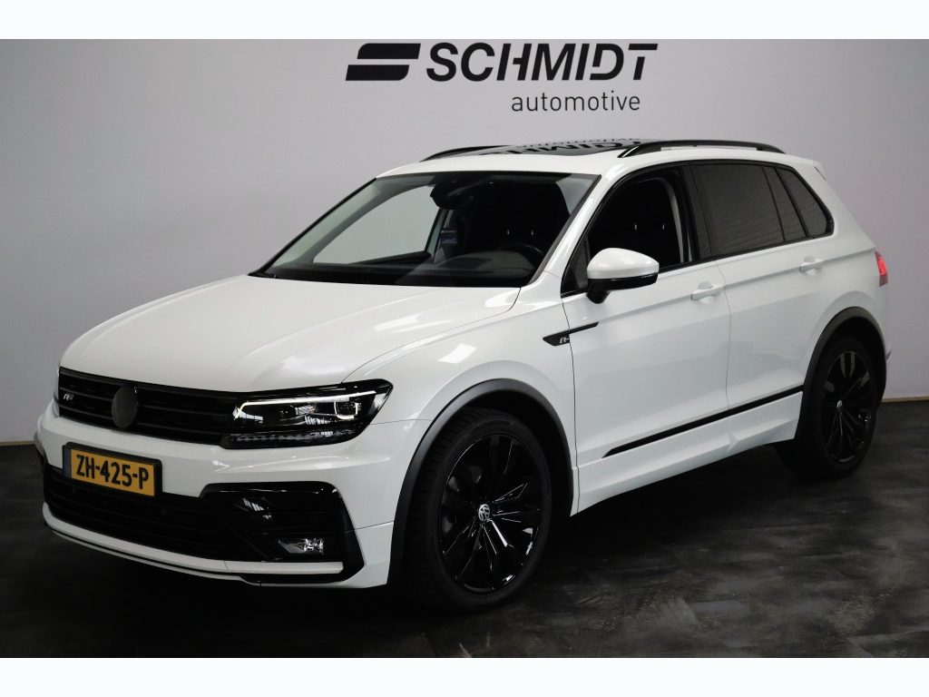 Volkswagen Tiguan 1.5 TSI ACT R-Line | Panorama | Head-Up | Stoelverwarming | Camera