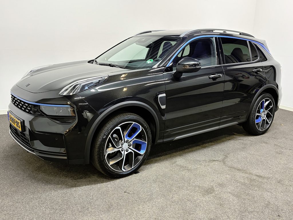 Lynk & Co 01 1.5 261pk AUT7 PHEV 70km Elec Pano/ Adapt./ 360 Camera/ Dig. Dashboard/ Stoelverw.
