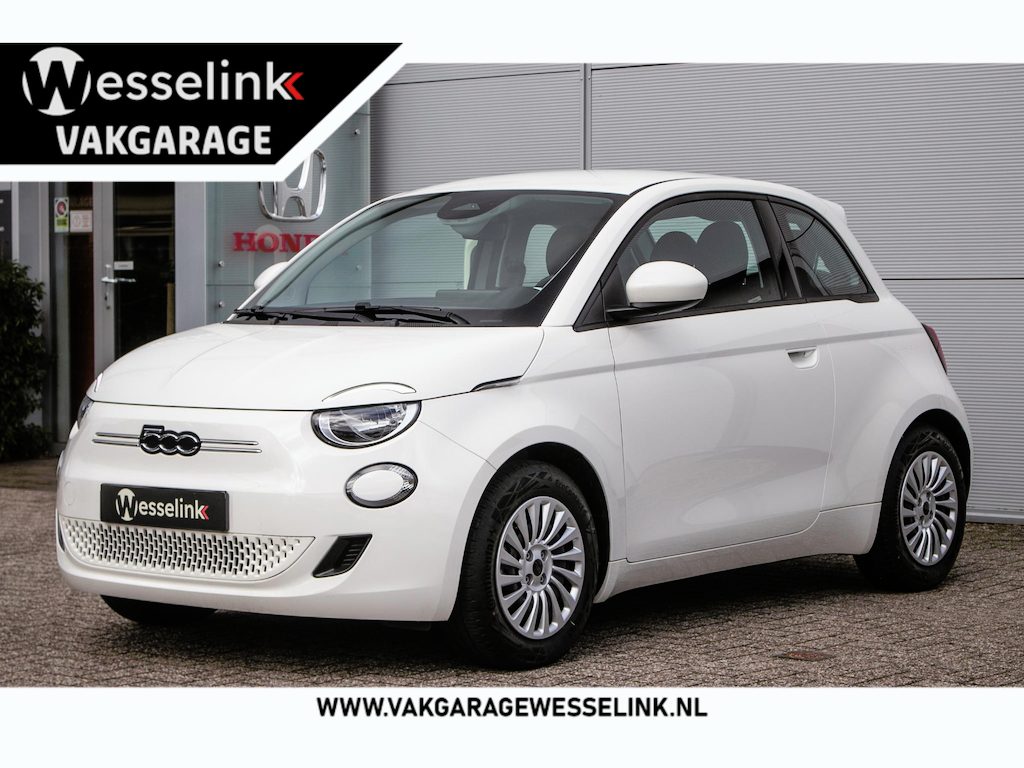Fiat 500e Urban 24 kWh - Carplay | Climate control | DAB