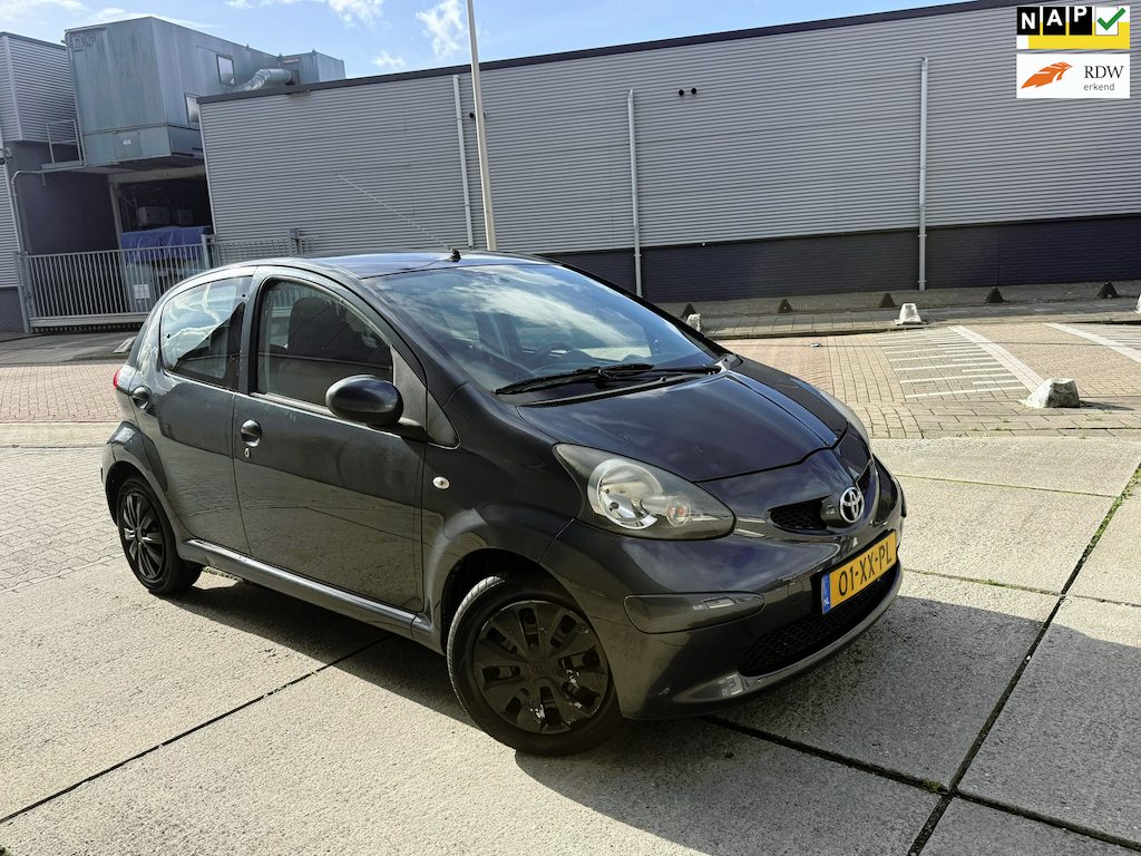 Toyota Aygo 1.0-12V + NEW Koppeling NEW APK 5 DR