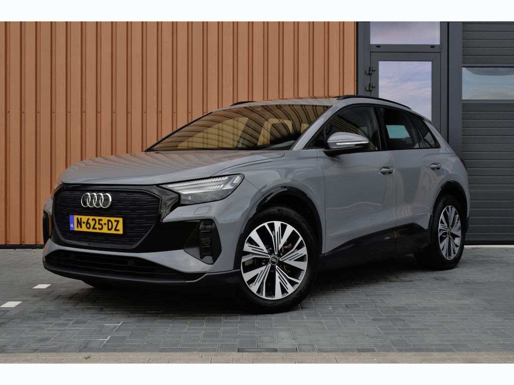 Audi Q4 e-tron 40 Launch edition 77 kWh | Wamtepomp | Pano | Camera