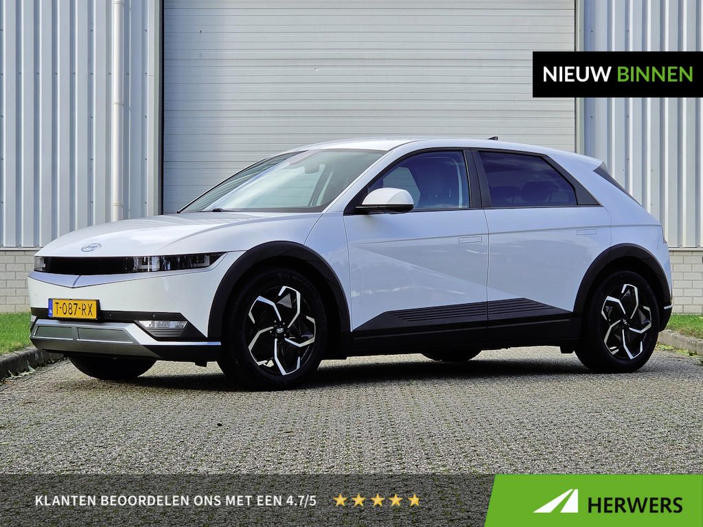 Hyundai Ioniq 5 Connect 58 kWh / Trekhaak / 1e Eigenaar / Dealer Onderhouden / Elektrische Voorstoelen / Elektrische Achterklep / BOSE Audio / Adaptief Cruise Control / Stoel & Stuurverwarming / Apple Carplay & Android Auto / Dode Hoek Detectie / Climate Control /