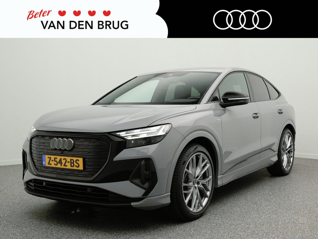Audi Q4 Sportback e-tron 45 S Edition 286 PK 82 kWh | Matrix LED | Trekhaak | Achteruitrijcamera | Climate Control | Stoelverwarmig | Sonos Premium Sound | Elek. Achterklep | Navigatie |