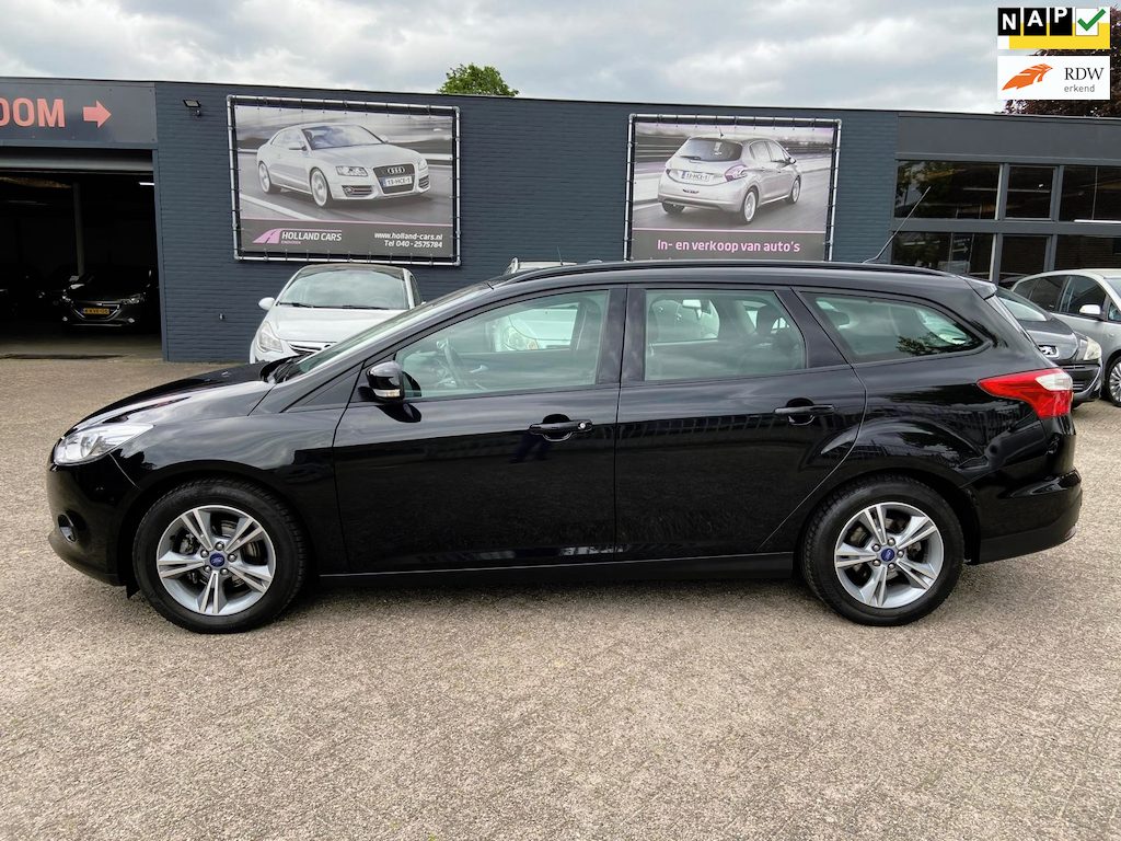 Ford Focus Wagon 1.0 EcoBoost Edition - Airco - Cruise - Navi - Bluetooth/handsfree - 16 inch L.m velgen - Pdc - Trekhaak