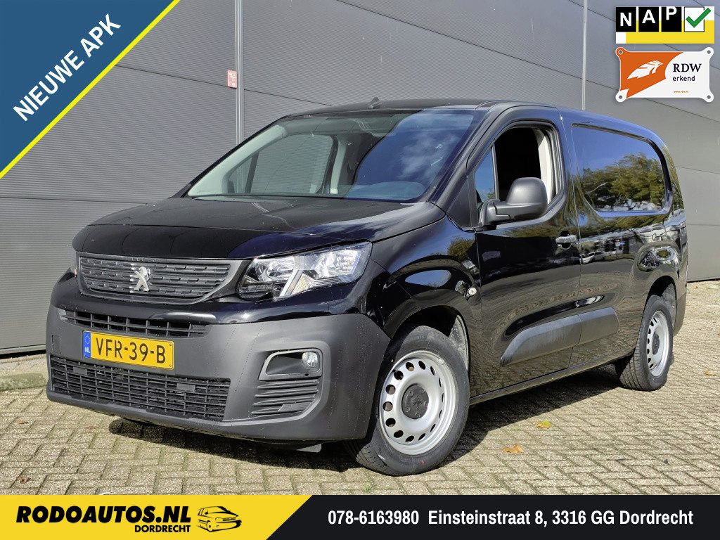 Peugeot Partner 1.2 P.T. Premium Long Nw Distr. Carplay/Ac ✅