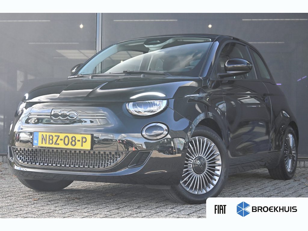 Fiat 500e Urban 42 kWh 95,7%SOH! 3 Fase | Navigatie | Stoelverwarming | Achteruitrijcamera | Keyless-Entry | Climate Control | !!