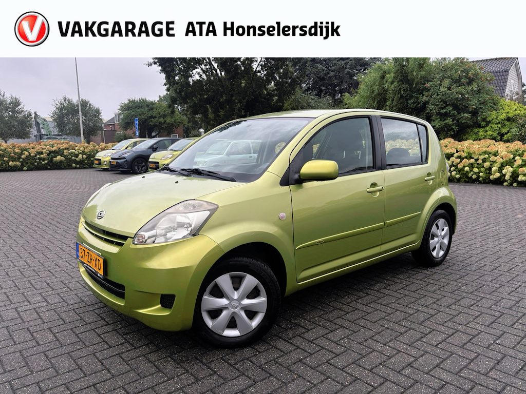 Daihatsu Sirion 2 1.0-12V Premium | Airco |