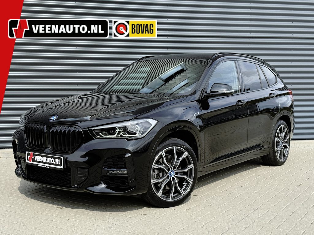 BMW X1 xDrive25e High Executive Trekhaak/Leder/Camera