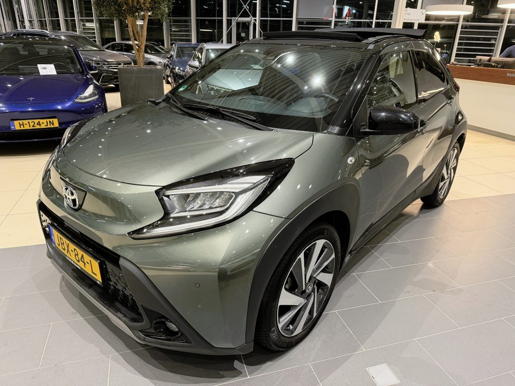 Toyota Aygo X 1.0 VVT-i S-CVT Prem