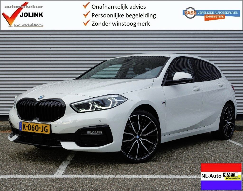 BMW 1-Serie 118i Executive Edition Step7 I NL-Auto I 100% dealer I Apple/Android I