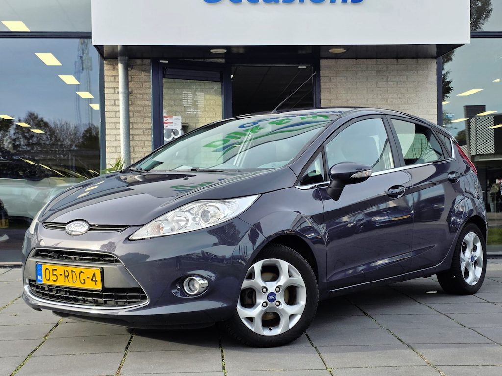 Ford Fiesta 1.25 Titanium – NAP – 120.137 km – Lichtmetalen velgen