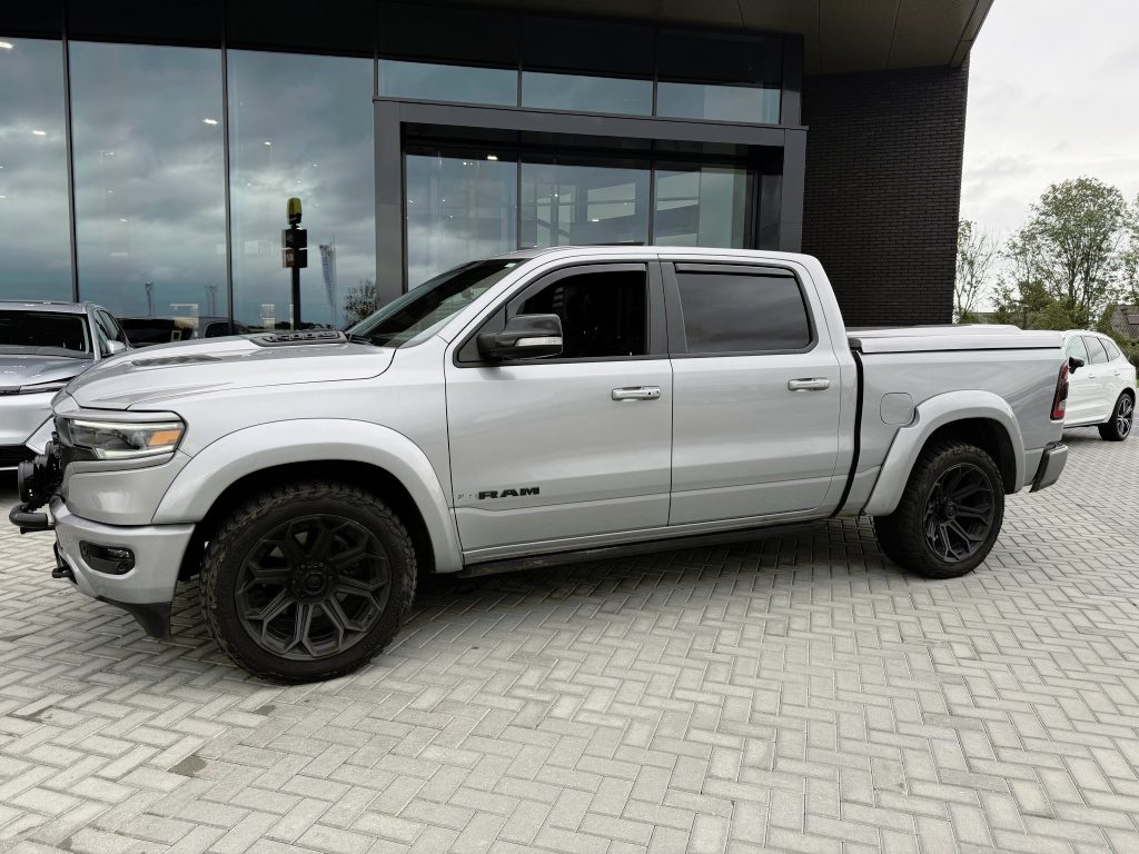 Ram 1500 Ram 1500 5.7 V8 4x4 Limited | Crew Cab | Pano |
