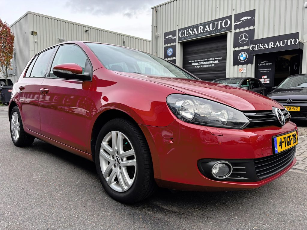Volkswagen Golf 1.4 TSI Highline AUTOMAAT / 125 DKM / DEALER ONDERHOUDEN