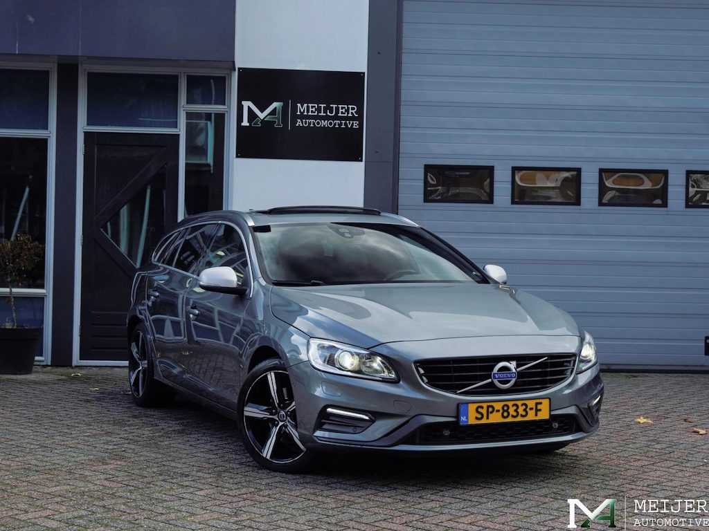 Volvo V60 2.0 T4 Business Sport R-Design|Pano|Leder|Aut.|Camera|Trekh.|Stoelv.|191PK|NAP