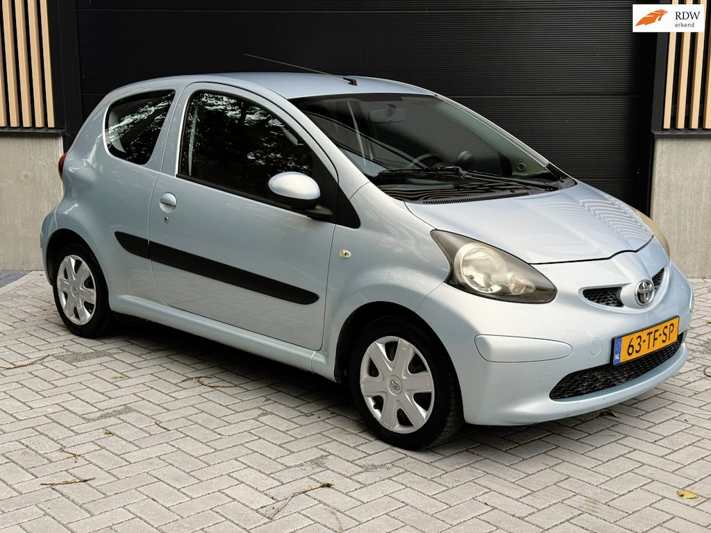 Toyota Aygo 1.0-12V Airco, Cruise Control, Rijd/schakelt top!