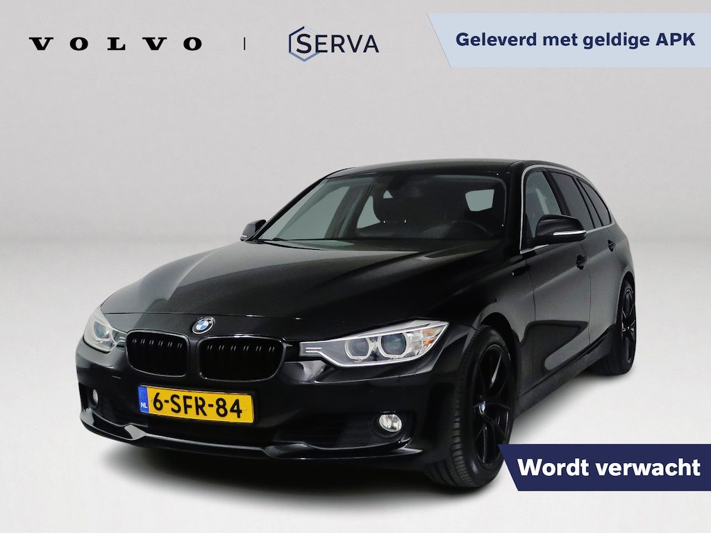 BMW 3-Serie Touring 320i Executive | Park assist | Stoelverwarming | Xenon