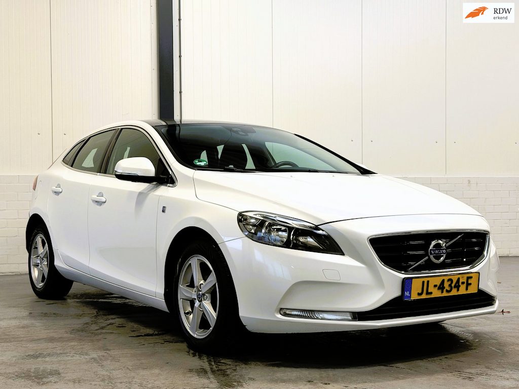 Volvo V40 2.0 D2 Ocean Race|Trekhaak|Org NL|Leder|Pano