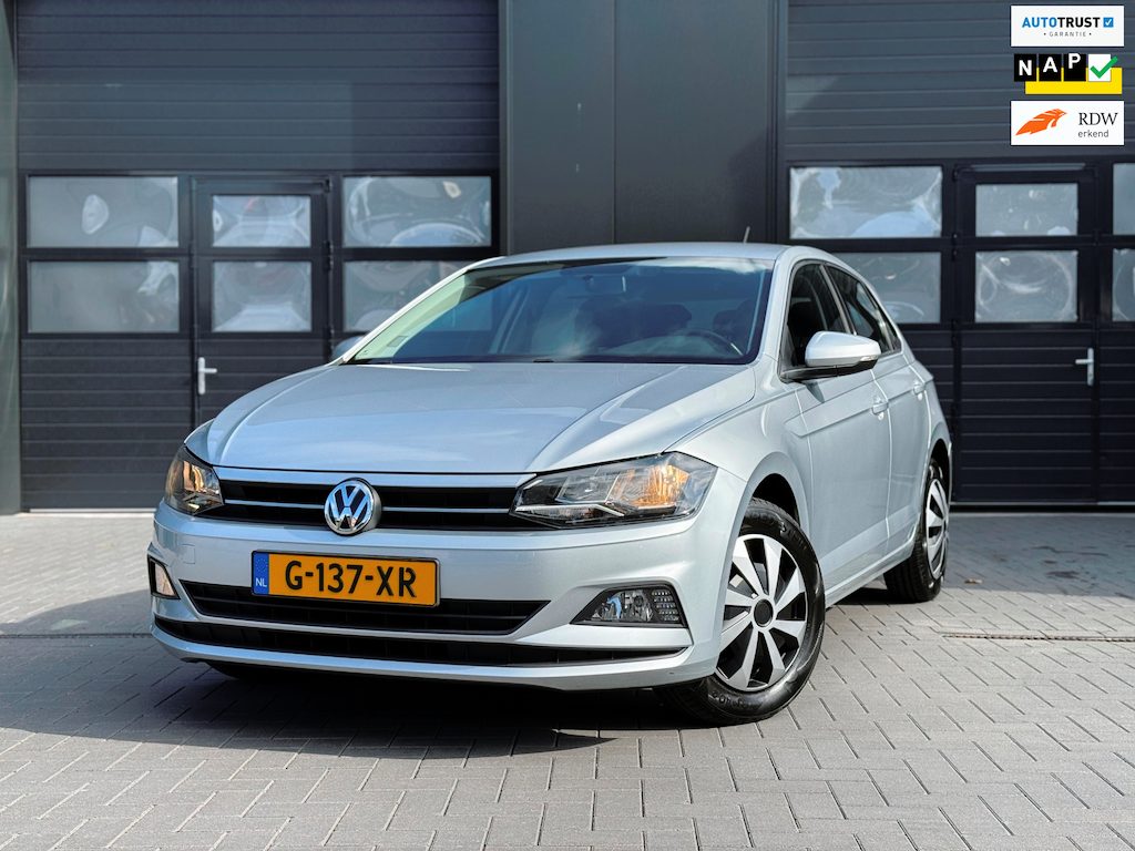 Volkswagen Polo 1.0 MPI Comfortline | CarPlay