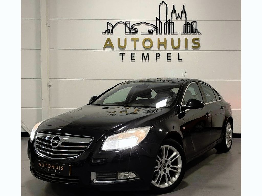 Opel Insignia 1.8 Cosmo Airco Cruise Climate Parkeersensoren Trekhaak