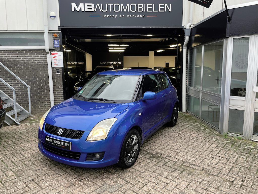 Suzuki Swift 1.3 Base/3 Deurs/Sport Uitvoering/Airco/Apk-Lichte schade!